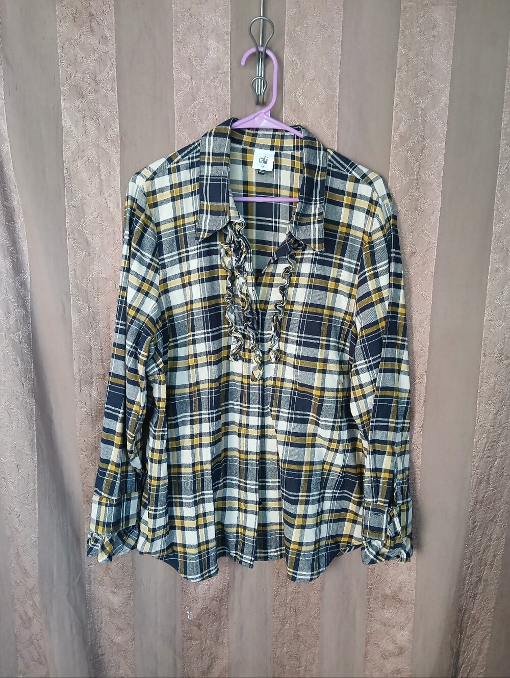 💎 CAbi Women's Top Plaid Flannel Ruffle Detail Shirt SEATTLE